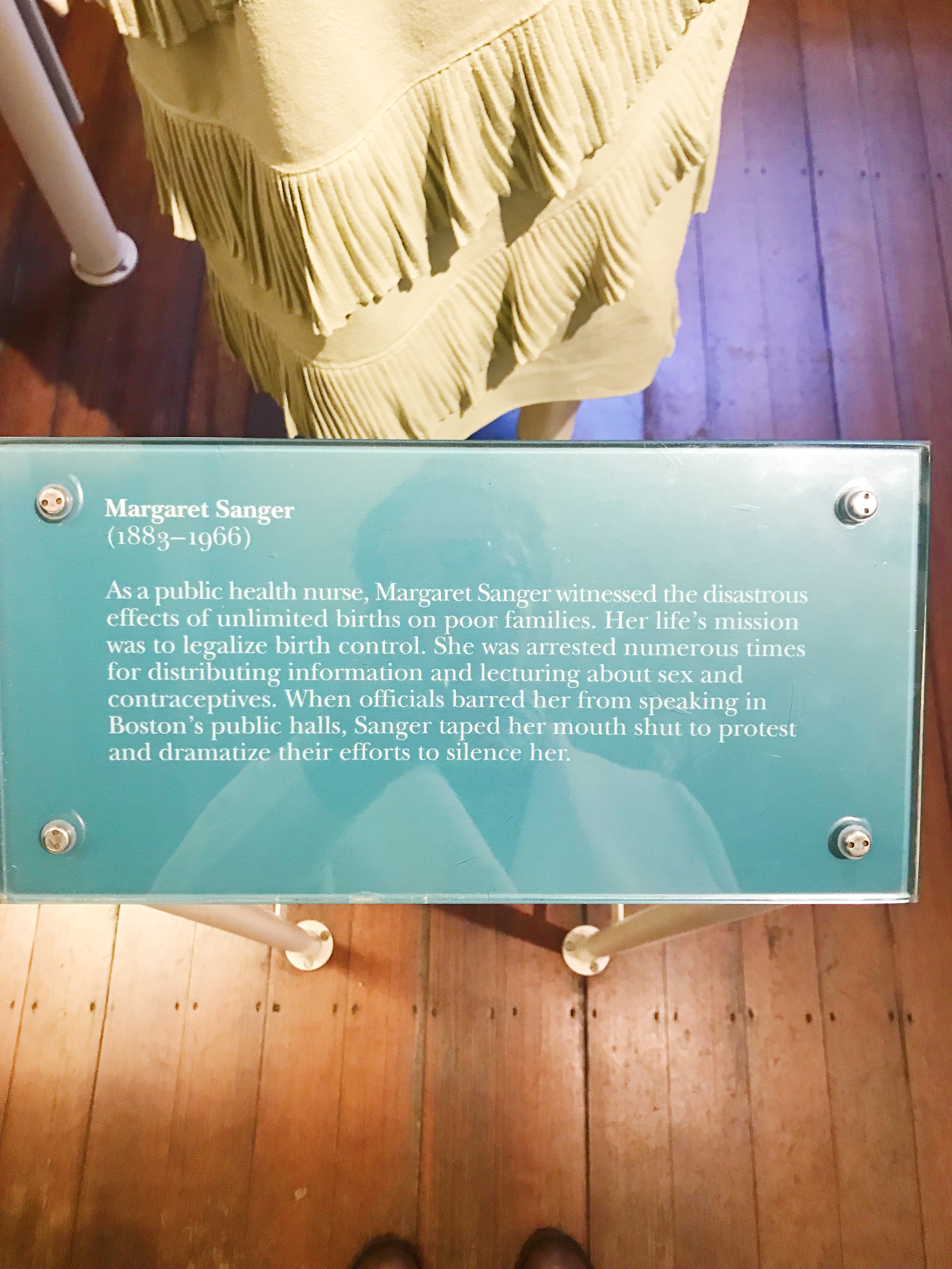 C5AC60EF-9A31-4B61-815F-5BA20693055E